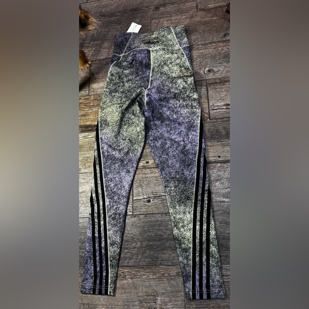 Adidas Legging (e)​​​​ - Picture 4 of 5